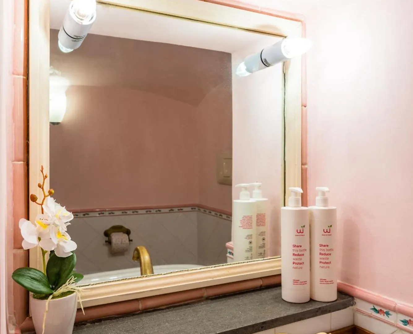 Homely City Apartment By Wonderful Italy Napoli