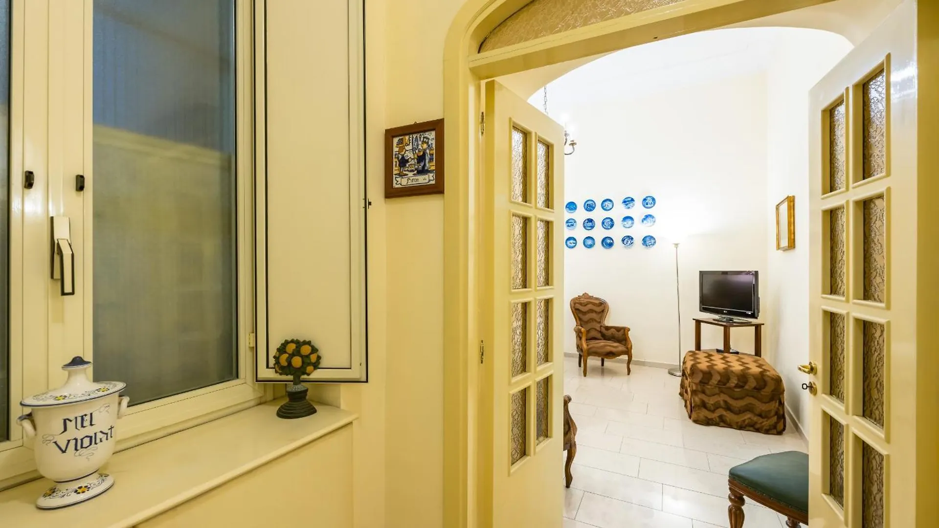 Homely City Apartment By Wonderful Italy Napoli 0*,  Italien