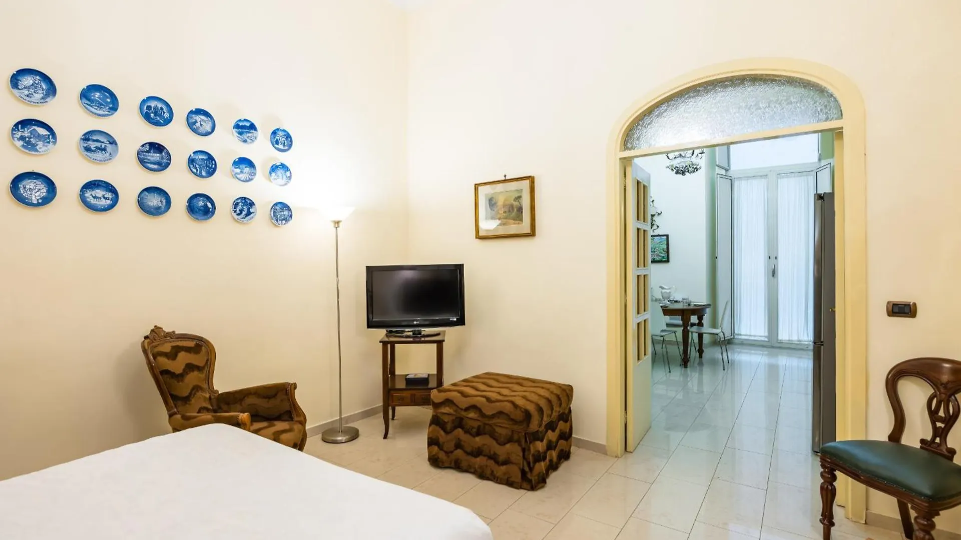 Homely City Apartment By Wonderful Italy Naples